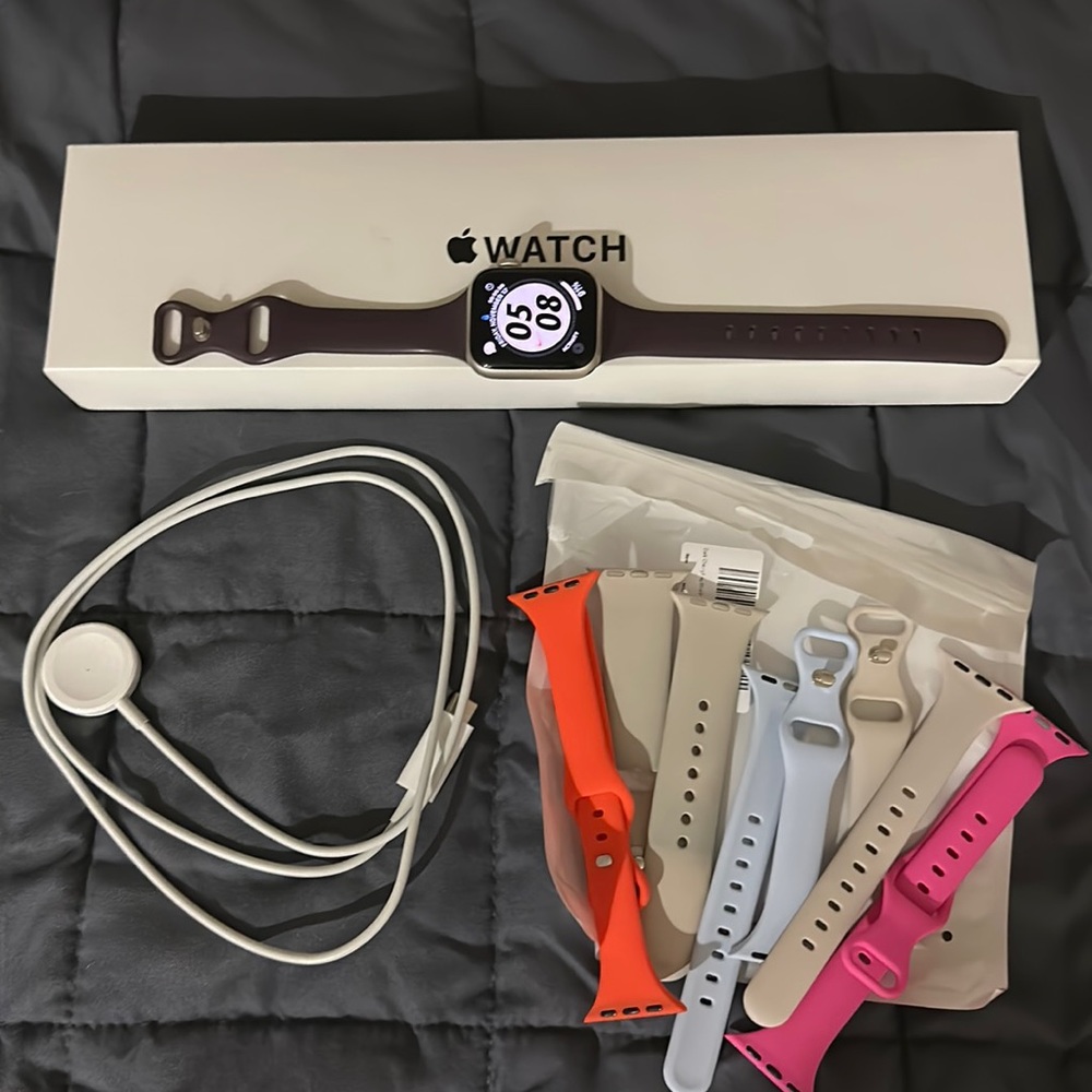 Apple Watch SE (2nd Gen) 40 MM